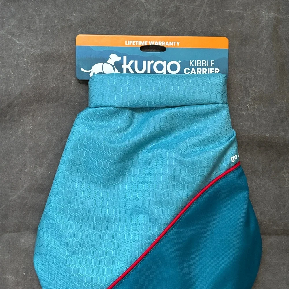 Kurgo kibble carrier NWT
